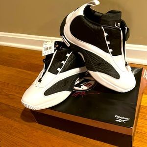 Brand NEW! Never Worn AI IV/5s. Size 11.5